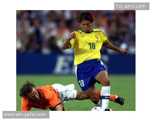 世界足坛一号球星是谁 英文名背后的传奇故事